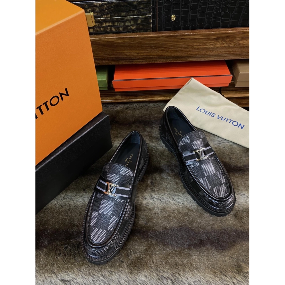 Louis Vuitton leather shoes 068,Louis Vuitton Leather Shoes,LOUIS VUITTON Sneakers,Business Shoes