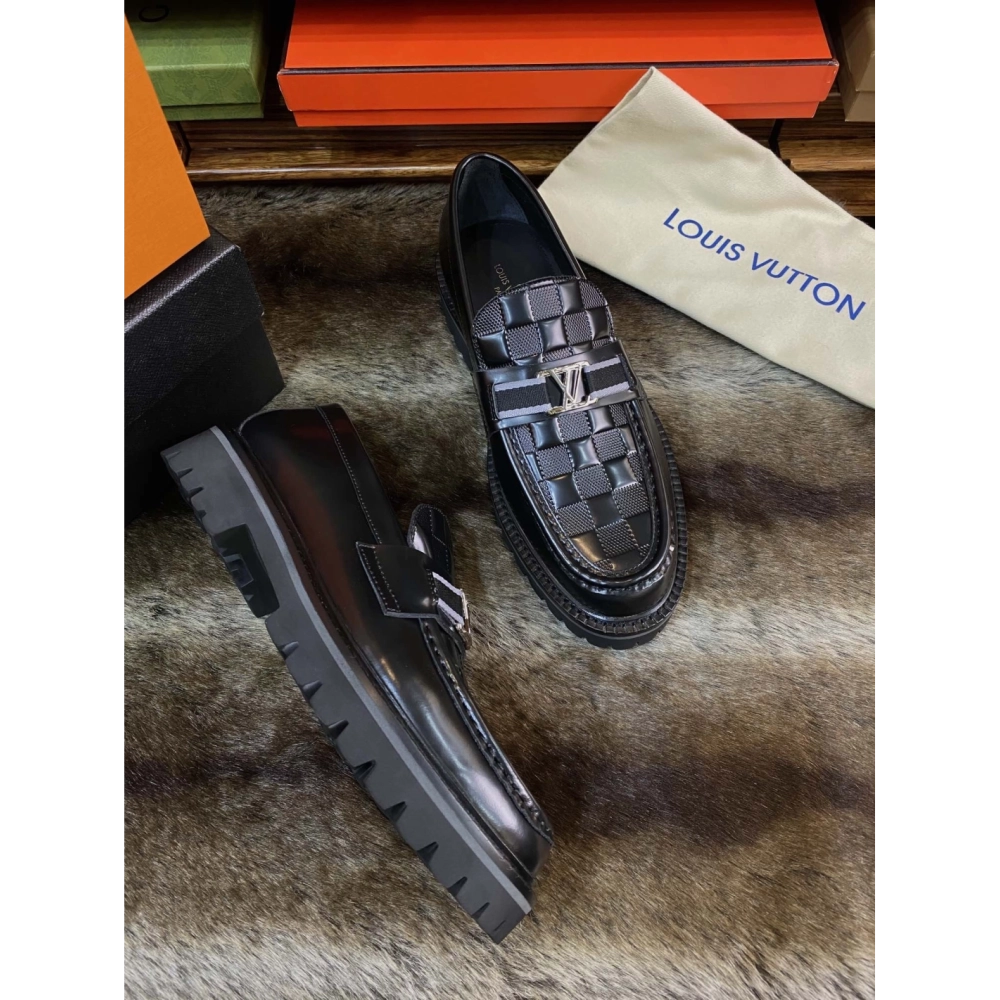 Louis Vuitton leather shoes 069,Louis Vuitton Leather Shoes,LOUIS VUITTON Sneakers,Business Shoes