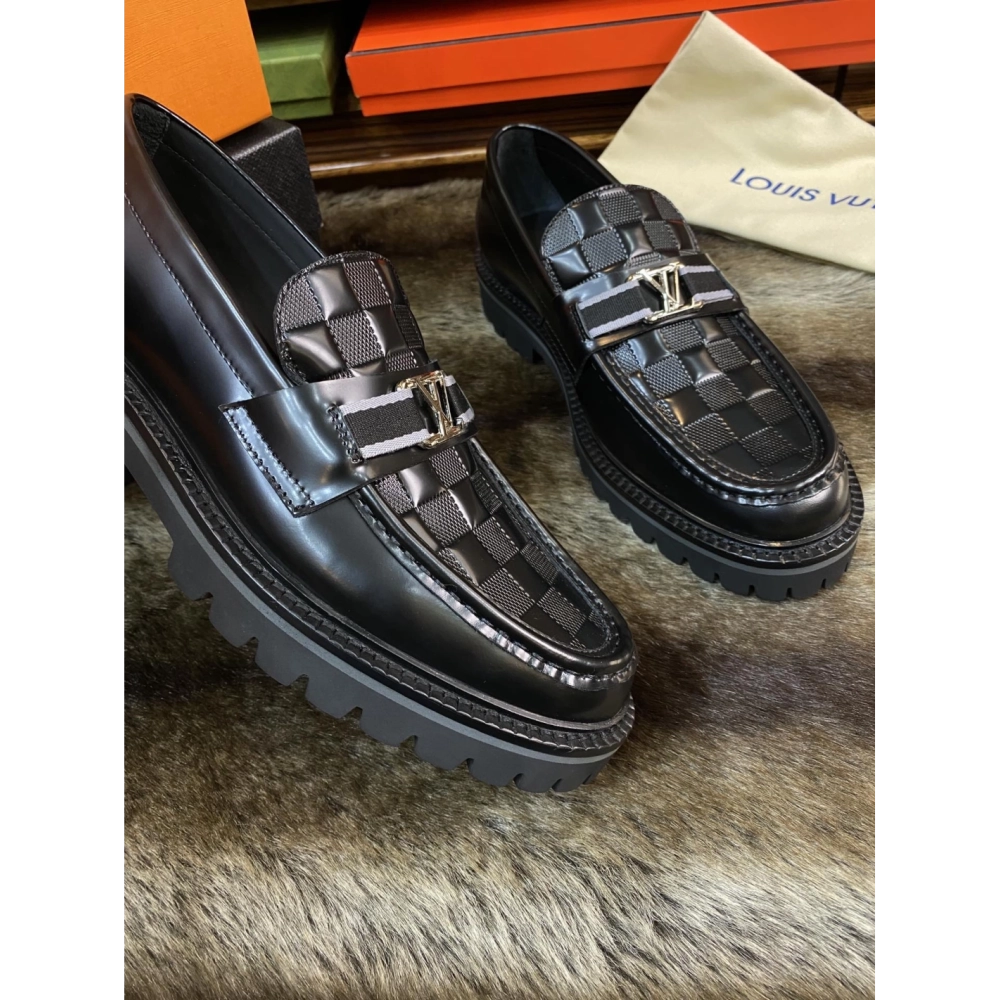 Louis Vuitton leather shoes 069,Louis Vuitton Leather Shoes,LOUIS VUITTON Sneakers,Business Shoes