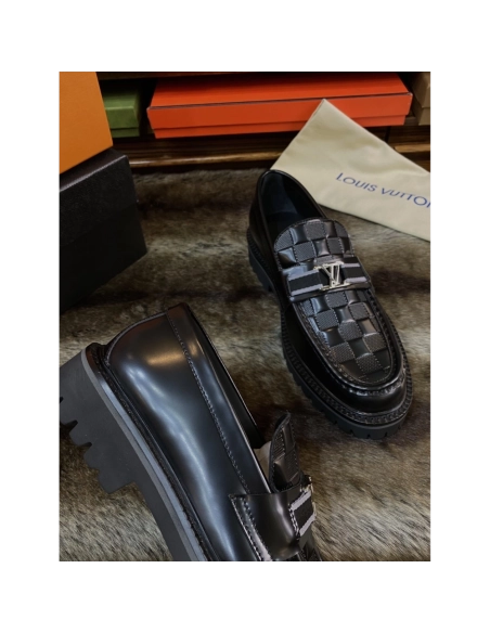 Louis Vuitton leather shoes 069,Louis Vuitton Leather Shoes,LOUIS VUITTON Sneakers,Business Shoes