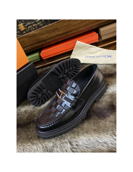 Louis Vuitton leather shoes 069,Louis Vuitton Leather Shoes,LOUIS VUITTON Sneakers,Business Shoes