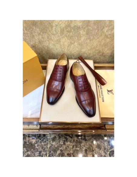 Louis Vuitton leather shoes 070,Louis Vuitton Leather Shoes,LOUIS VUITTON Sneakers,Business Shoes