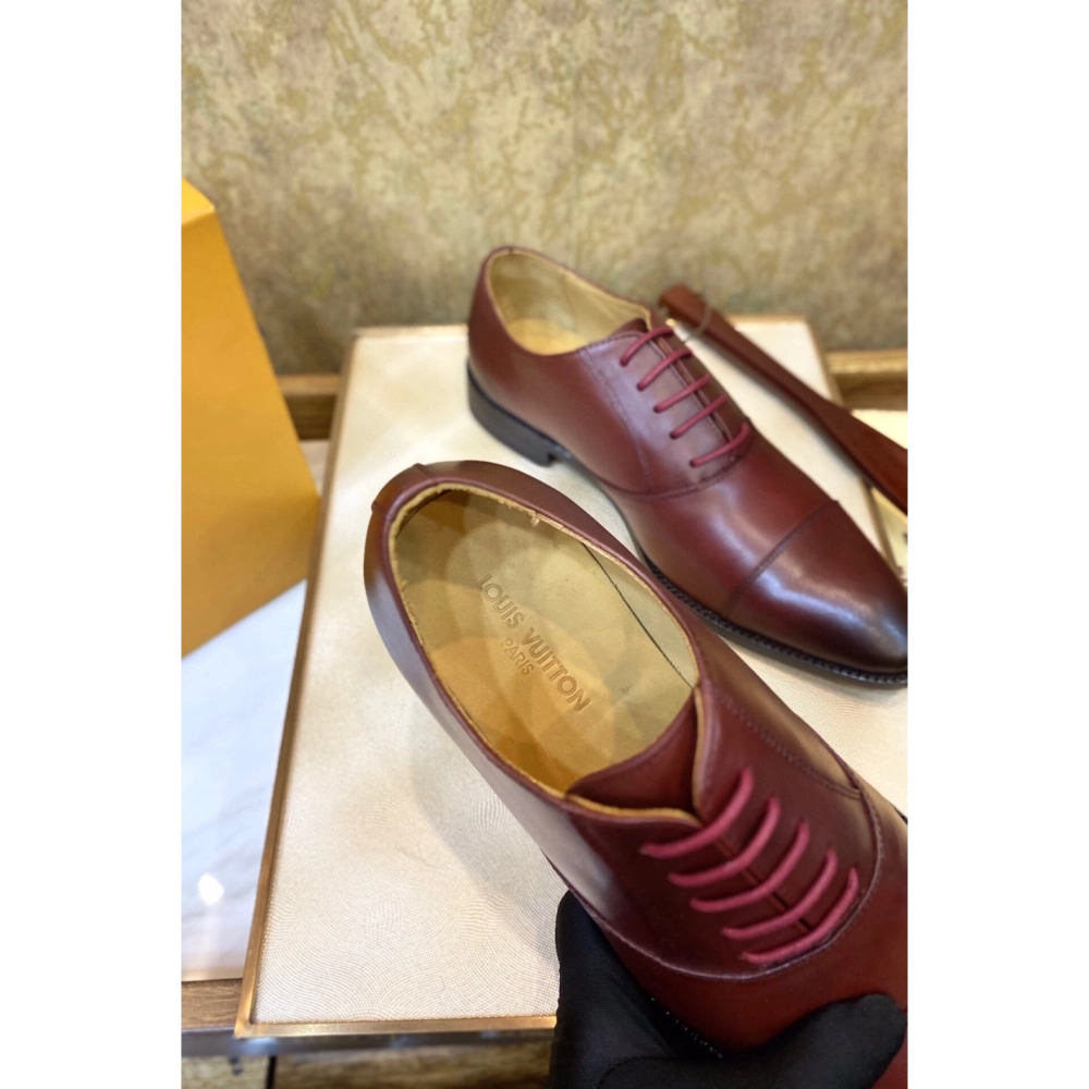 Louis Vuitton leather shoes 070,Louis Vuitton Leather Shoes,LOUIS VUITTON Sneakers,Business Shoes