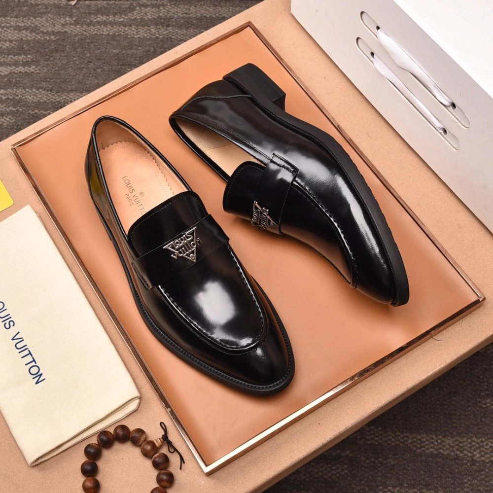 Louis Vuitton leather shoes 073,Louis Vuitton Leather Shoes,LOUIS VUITTON Sneakers,Business Shoes