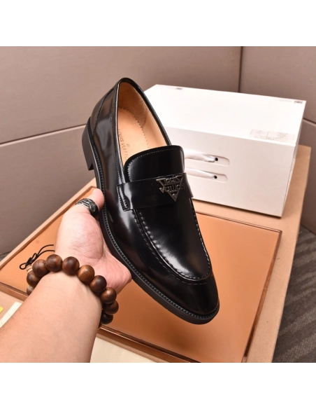 Louis Vuitton leather shoes 073,Louis Vuitton Leather Shoes,LOUIS VUITTON Sneakers,Business Shoes