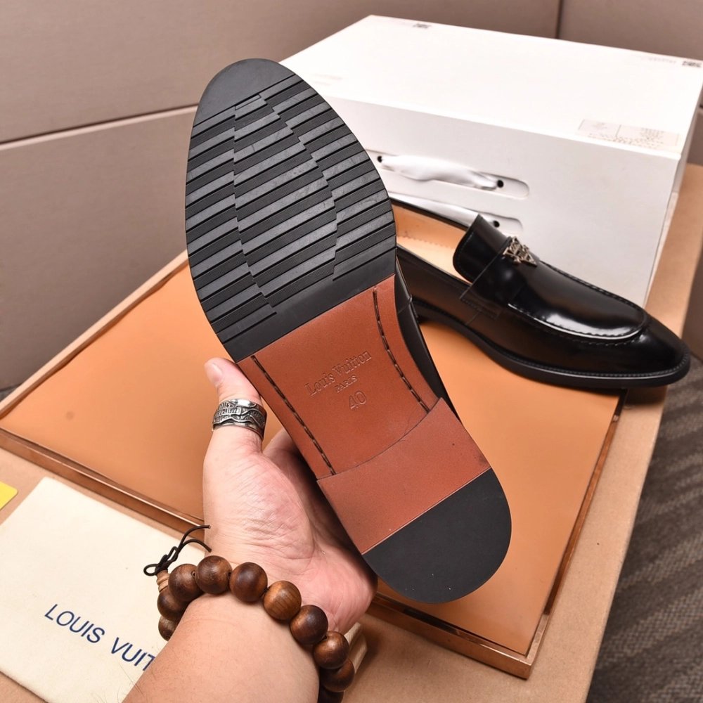 Louis Vuitton leather shoes 073,Louis Vuitton Leather Shoes,LOUIS VUITTON Sneakers,Business Shoes