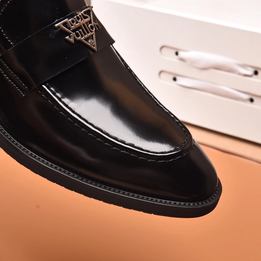 Louis Vuitton leather shoes 073,Louis Vuitton Leather Shoes,LOUIS VUITTON Sneakers,Business Shoes