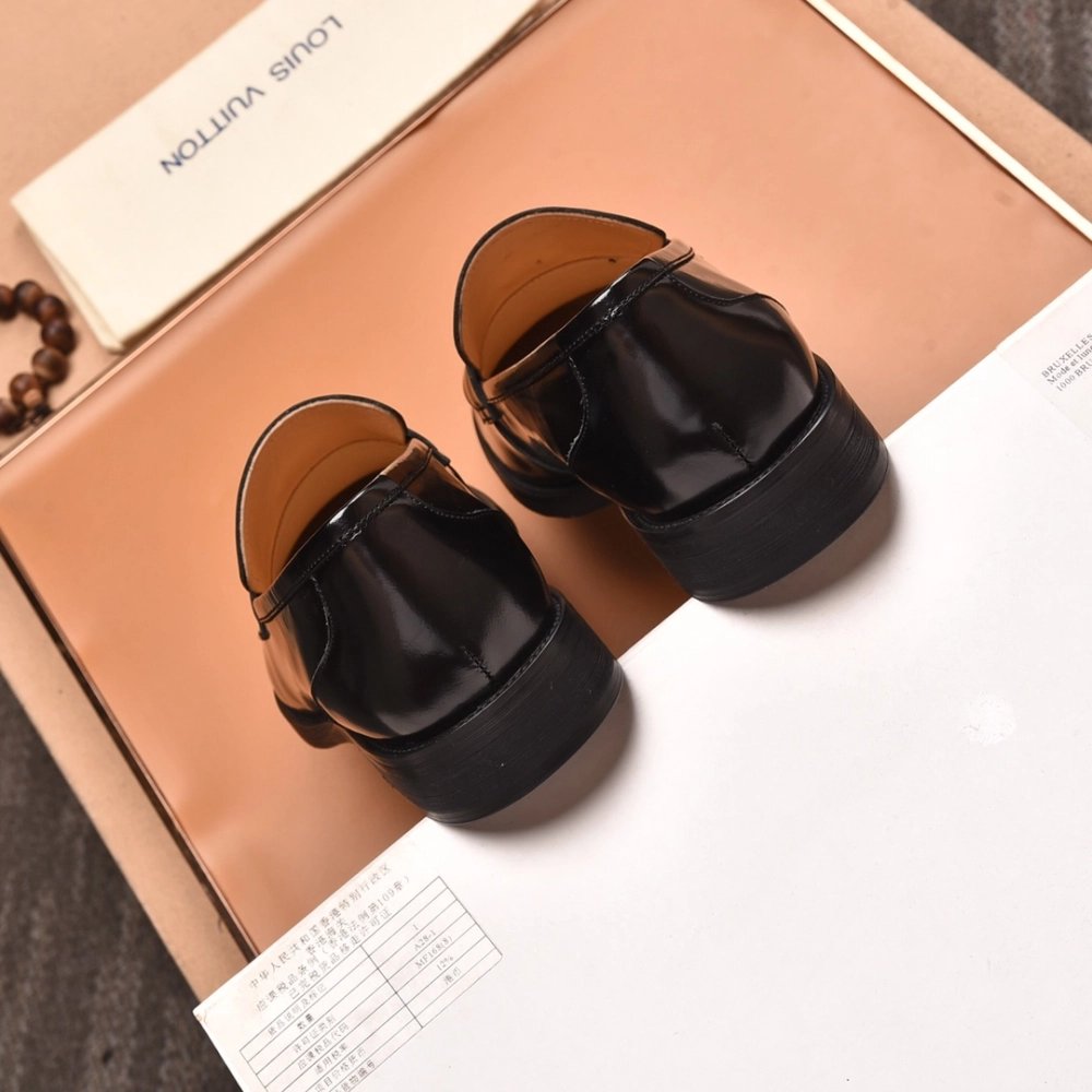 Louis Vuitton leather shoes 073,Louis Vuitton Leather Shoes,LOUIS VUITTON Sneakers,Business Shoes