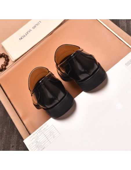 Louis Vuitton leather shoes 073,Louis Vuitton Leather Shoes,LOUIS VUITTON Sneakers,Business Shoes