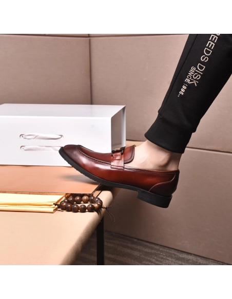 Louis Vuitton leather shoes 074,Louis Vuitton Leather Shoes,LOUIS VUITTON Sneakers,Business Shoes