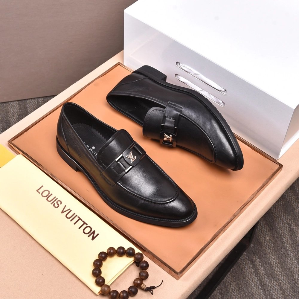 Louis Vuitton leather shoes 077,Louis Vuitton Leather Shoes,LOUIS VUITTON Sneakers,Business Shoes