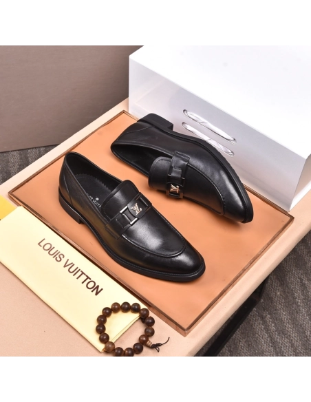 Louis Vuitton leather shoes 077,Louis Vuitton Leather Shoes,LOUIS VUITTON Sneakers,Business Shoes