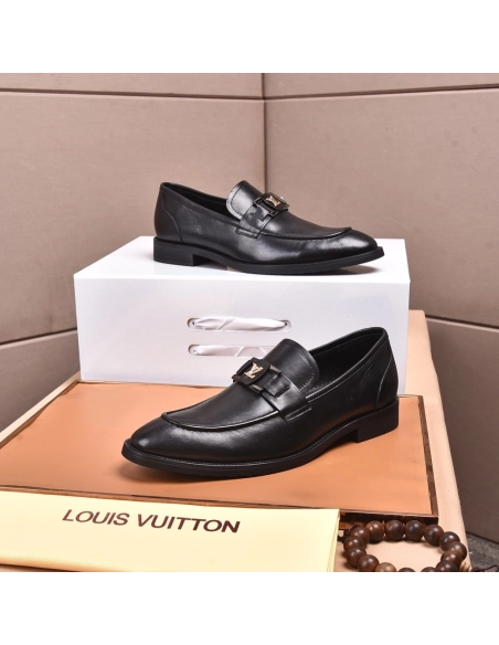 Louis Vuitton leather shoes 077,Louis Vuitton Leather Shoes,LOUIS VUITTON Sneakers,Business Shoes