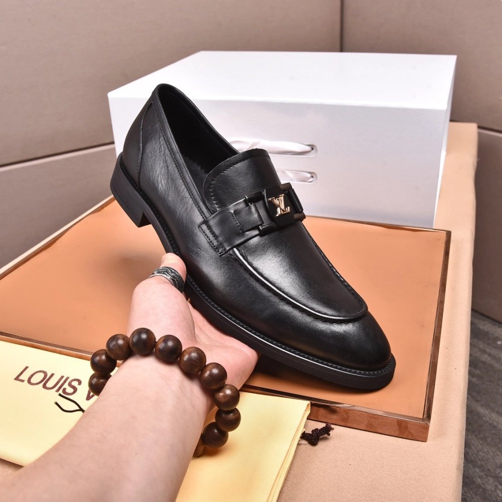 Louis Vuitton leather shoes 077,Louis Vuitton Leather Shoes,LOUIS VUITTON Sneakers,Business Shoes