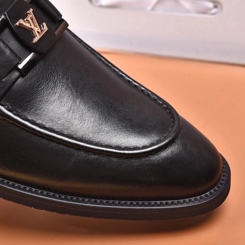 Louis Vuitton leather shoes 077,Louis Vuitton Leather Shoes,LOUIS VUITTON Sneakers,Business Shoes