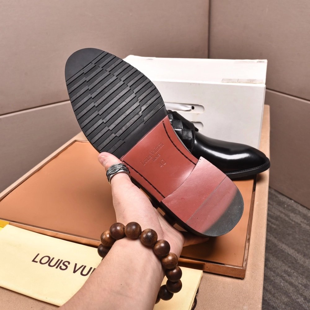 Louis Vuitton leather shoes 078,Louis Vuitton Leather Shoes,LOUIS VUITTON Sneakers,Business Shoes