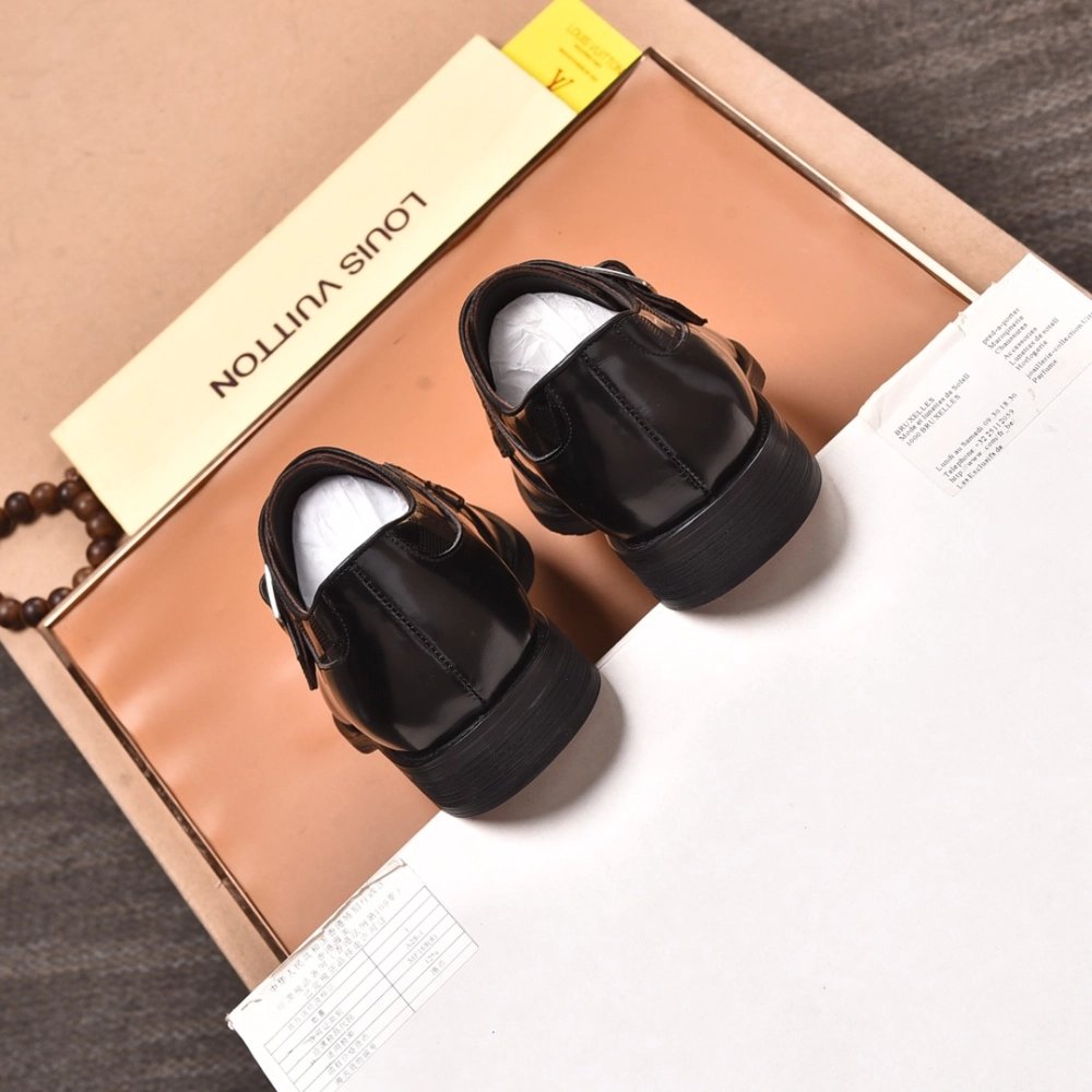 Louis Vuitton leather shoes 078,Louis Vuitton Leather Shoes,LOUIS VUITTON Sneakers,Business Shoes