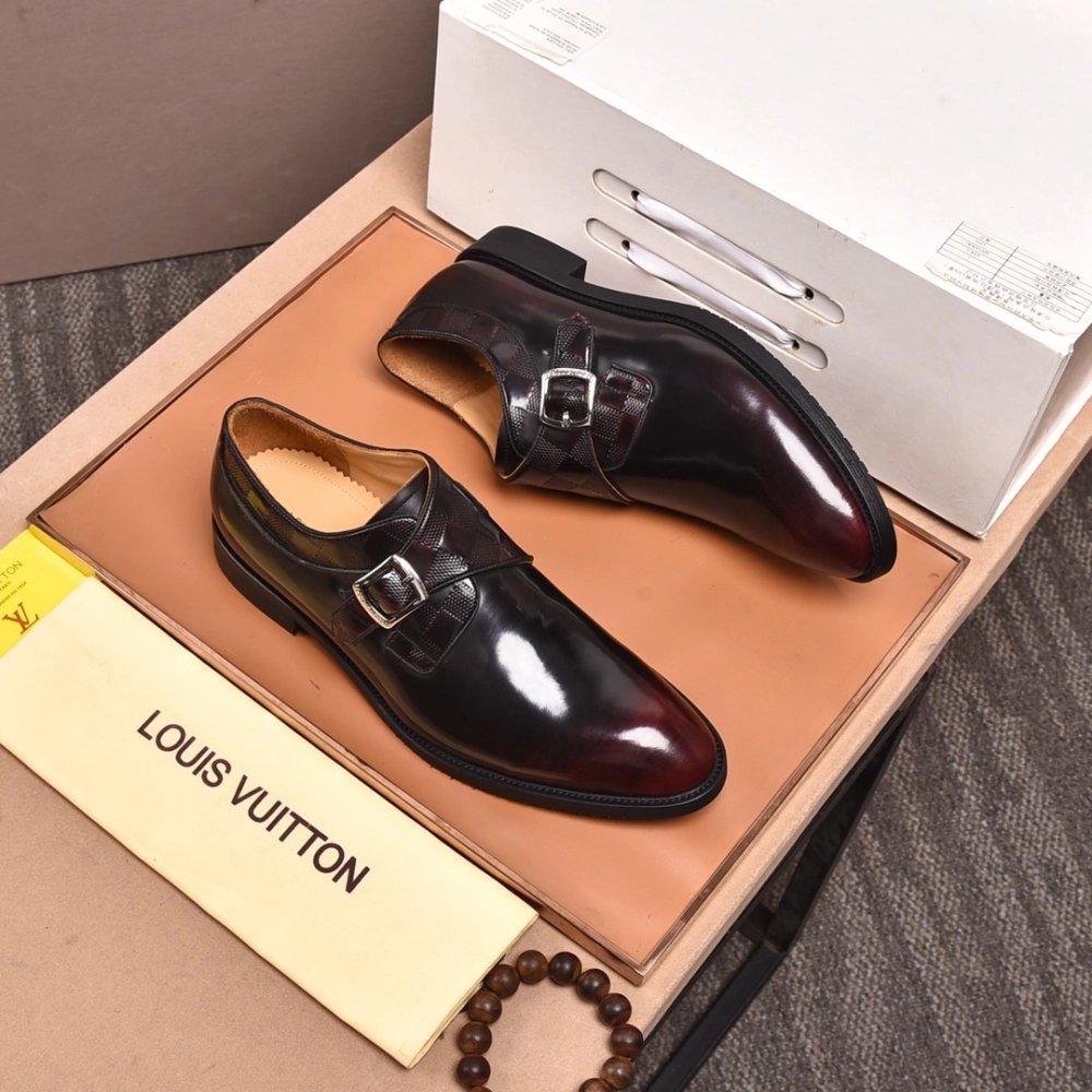 Louis Vuitton leather shoes 079,Louis Vuitton Leather Shoes,LOUIS VUITTON Sneakers,Business Shoes
