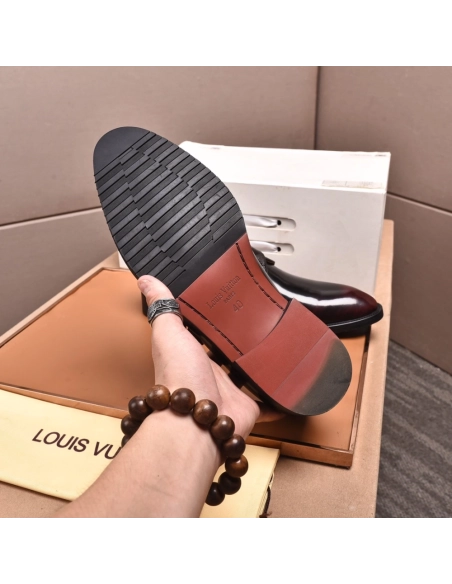 Louis Vuitton leather shoes 079,Louis Vuitton Leather Shoes,LOUIS VUITTON Sneakers,Business Shoes