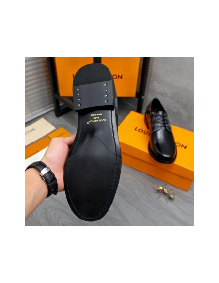 Louis Vuitton leather shoes 082,Louis Vuitton Leather Shoes,LOUIS VUITTON Sneakers,Business Shoes