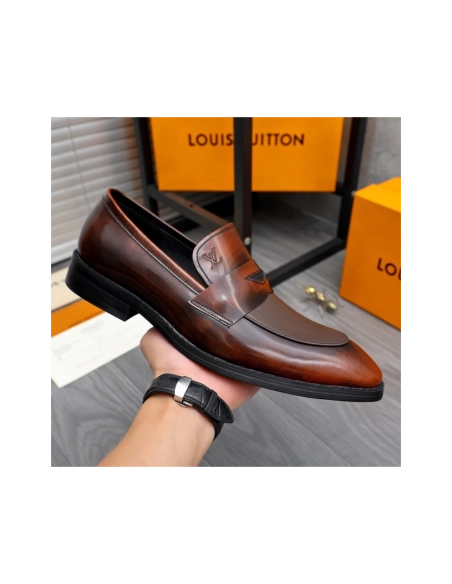 Louis Vuitton leather shoes 085,Louis Vuitton Leather Shoes,LOUIS VUITTON Sneakers,Business Shoes