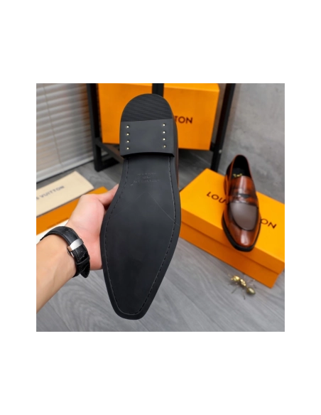 Louis Vuitton leather shoes 085,Louis Vuitton Leather Shoes,LOUIS VUITTON Sneakers,Business Shoes