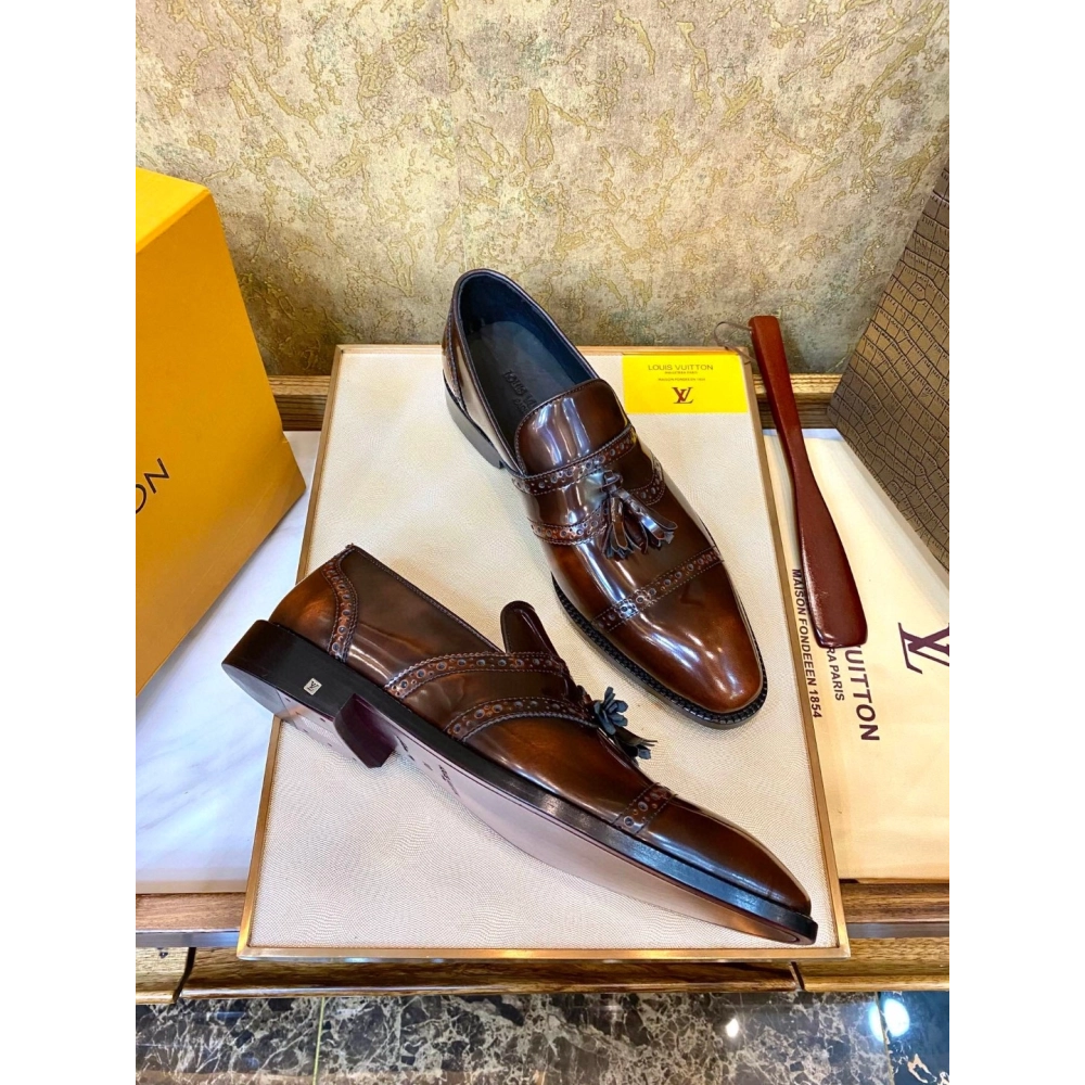 Louis Vuitton leather shoes 086,Louis Vuitton Leather Shoes,LOUIS VUITTON Sneakers,Business Shoes