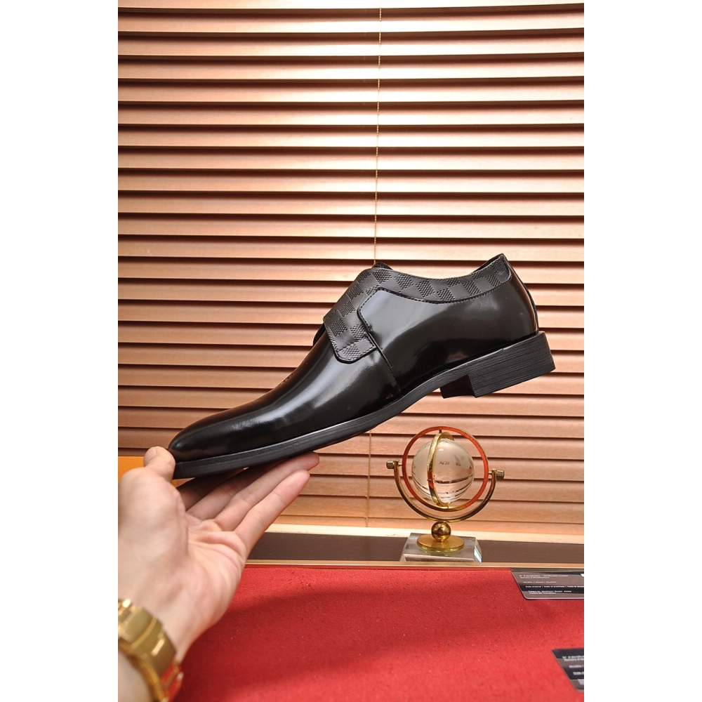 Louis Vuitton leather shoes 088,Louis Vuitton Leather Shoes,LOUIS VUITTON Sneakers,Business Shoes