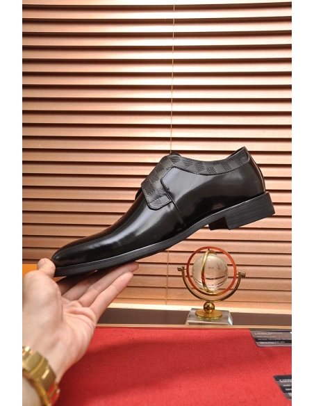 Louis Vuitton leather shoes 088,Louis Vuitton Leather Shoes,LOUIS VUITTON Sneakers,Business Shoes