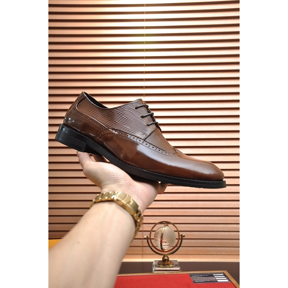 Louis Vuitton leather shoes 090,Louis Vuitton Leather Shoes,LOUIS VUITTON Sneakers,Business Shoes