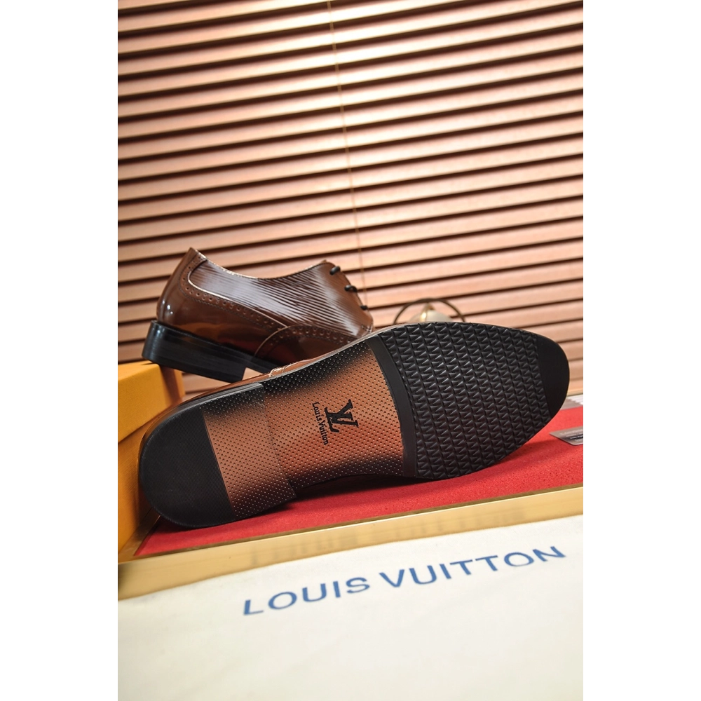 Louis Vuitton leather shoes 090,Louis Vuitton Leather Shoes,LOUIS VUITTON Sneakers,Business Shoes
