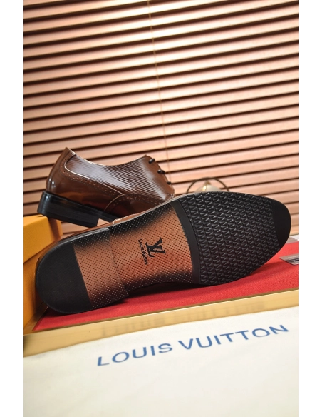 Louis Vuitton leather shoes 090,Louis Vuitton Leather Shoes,LOUIS VUITTON Sneakers,Business Shoes