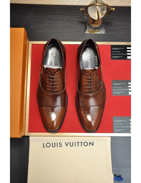 Louis Vuitton leather shoes 091,Louis Vuitton Leather Shoes,LOUIS VUITTON Sneakers,Business Shoes