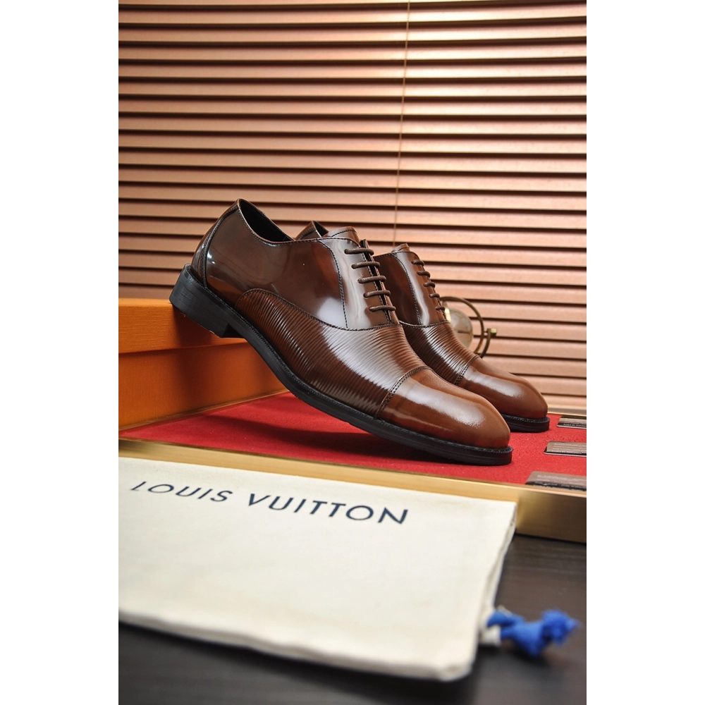 Louis Vuitton leather shoes 091,Louis Vuitton Leather Shoes,LOUIS VUITTON Sneakers,Business Shoes