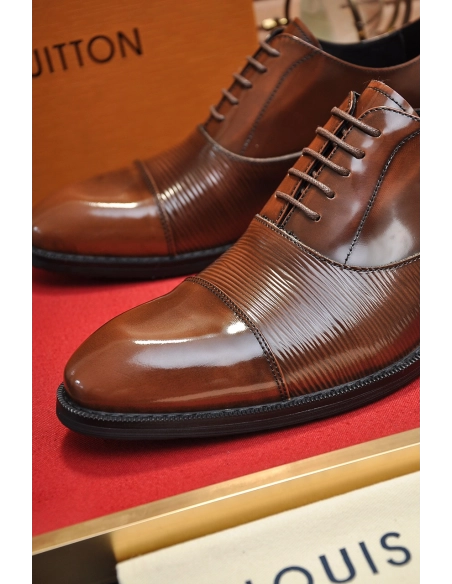 Louis Vuitton leather shoes 091,Louis Vuitton Leather Shoes,LOUIS VUITTON Sneakers,Business Shoes