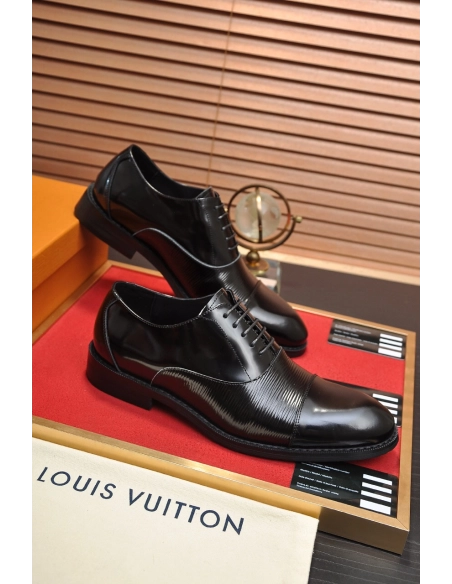 Louis Vuitton leather shoes 092,Louis Vuitton Leather Shoes,LOUIS VUITTON Sneakers,Business Shoes