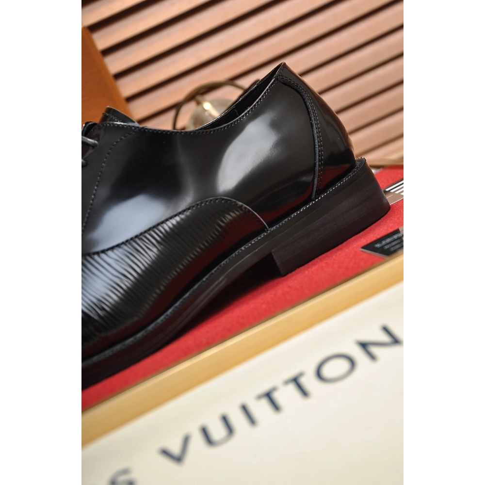 Louis Vuitton leather shoes 092,Louis Vuitton Leather Shoes,LOUIS VUITTON Sneakers,Business Shoes