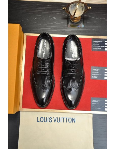 Louis Vuitton leather shoes 093,Louis Vuitton Leather Shoes,LOUIS VUITTON Sneakers,Business Shoes