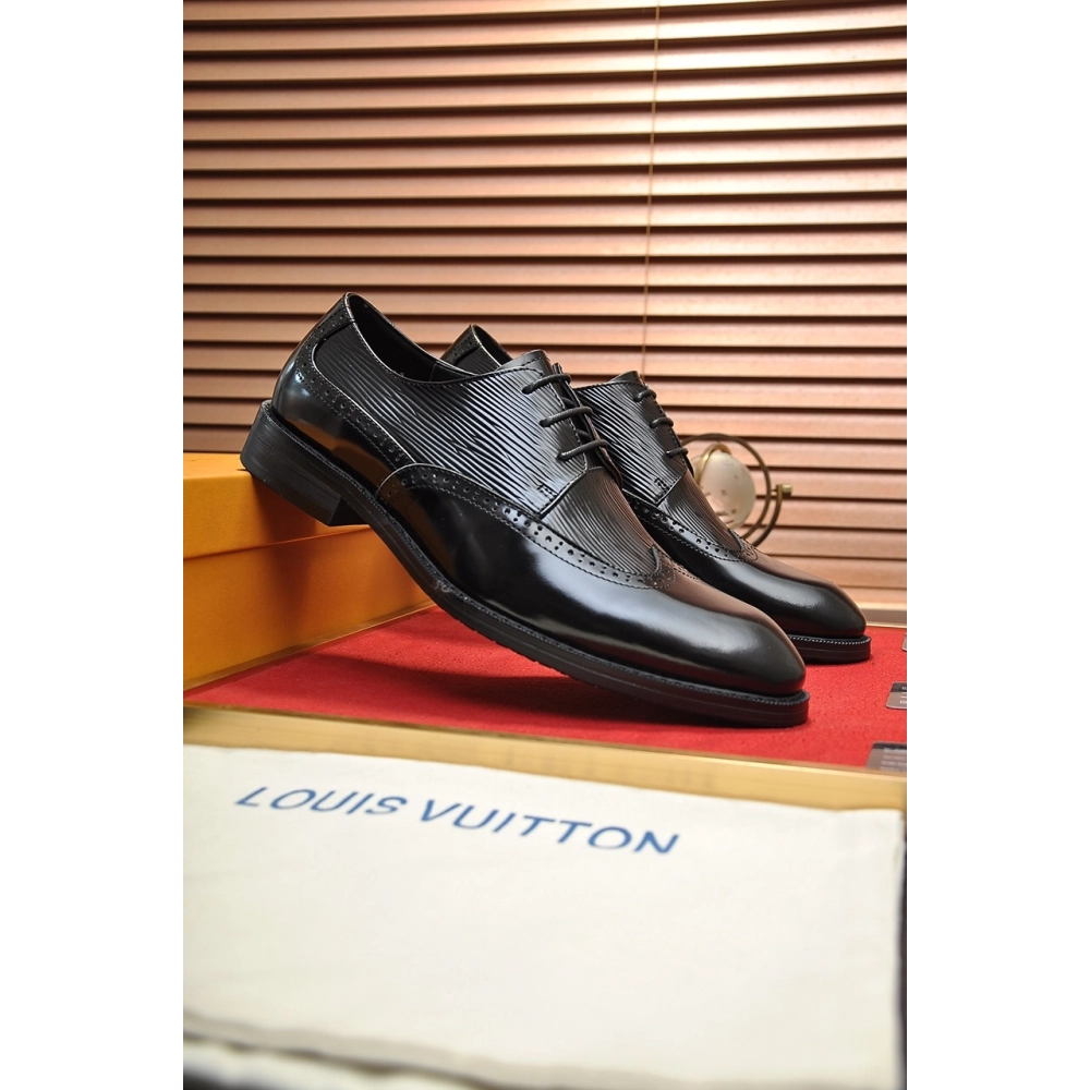 Louis Vuitton leather shoes 093,Louis Vuitton Leather Shoes,LOUIS VUITTON Sneakers,Business Shoes