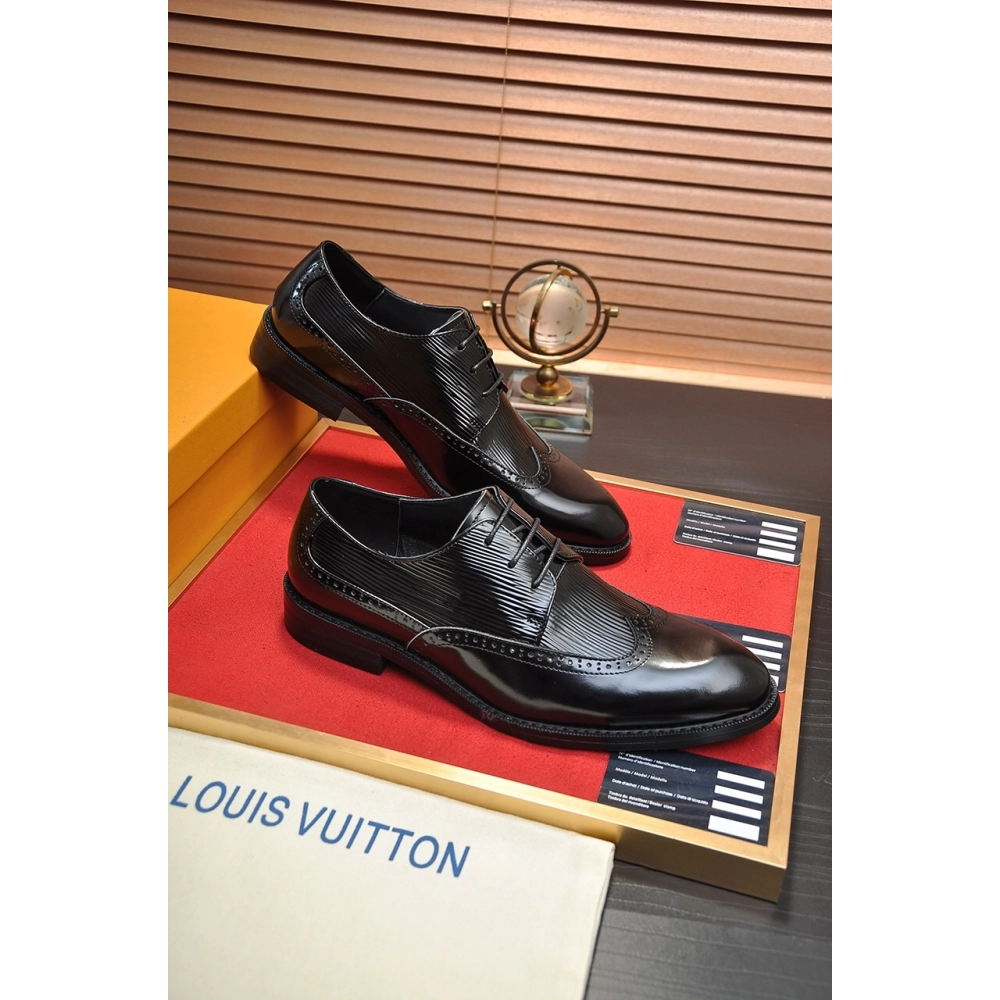 Louis Vuitton leather shoes 093,Louis Vuitton Leather Shoes,LOUIS VUITTON Sneakers,Business Shoes