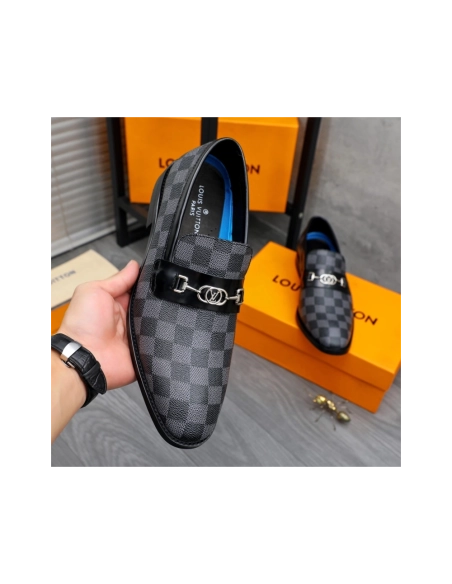 Louis Vuitton leather shoes 111,Louis Vuitton Leather Shoes,LOUIS VUITTON Sneakers,Business Shoes