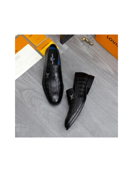 Louis Vuitton leather shoes 108,Louis Vuitton Leather Shoes,LOUIS VUITTON Sneakers,Business Shoes