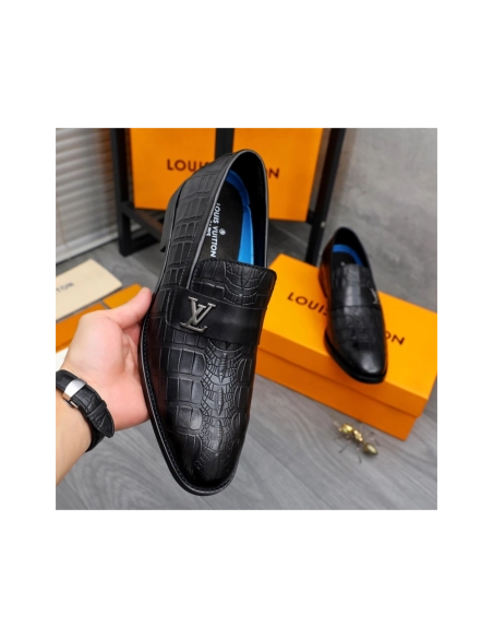 Louis Vuitton leather shoes 108,Louis Vuitton Leather Shoes,LOUIS VUITTON Sneakers,Business Shoes