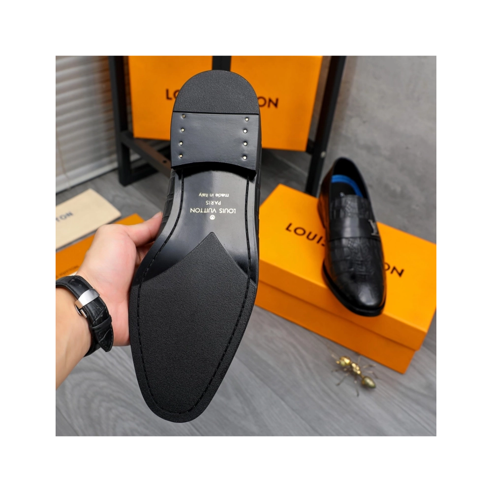 Louis Vuitton leather shoes 108,Louis Vuitton Leather Shoes,LOUIS VUITTON Sneakers,Business Shoes