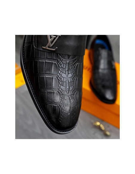 Louis Vuitton leather shoes 108,Louis Vuitton Leather Shoes,LOUIS VUITTON Sneakers,Business Shoes