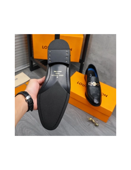 Louis Vuitton leather shoes 113,Louis Vuitton Leather Shoes,LOUIS VUITTON Sneakers,Business Shoes