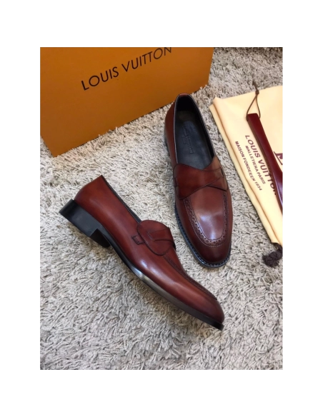 Louis Vuitton leather shoes 114,Louis Vuitton Leather Shoes,LOUIS VUITTON Sneakers,Business Shoes