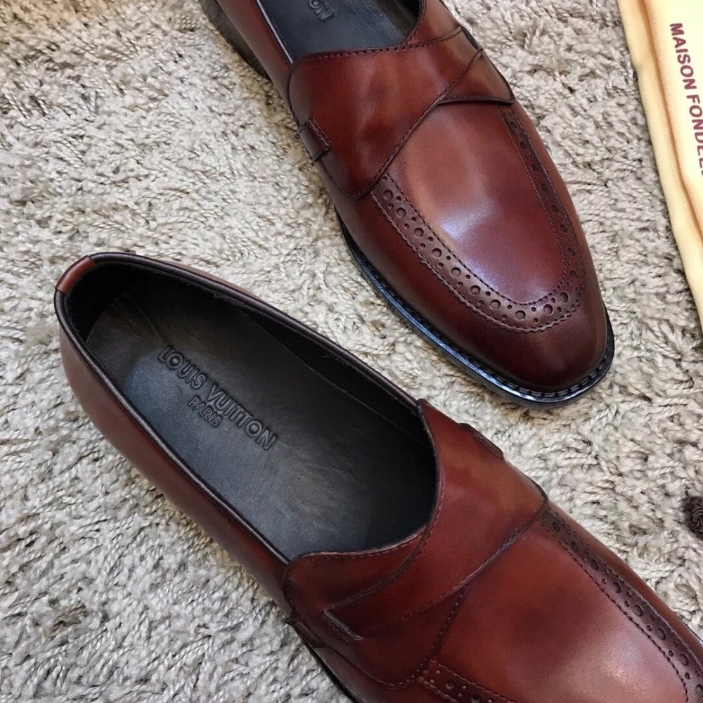Louis Vuitton leather shoes 114,Louis Vuitton Leather Shoes,LOUIS VUITTON Sneakers,Business Shoes