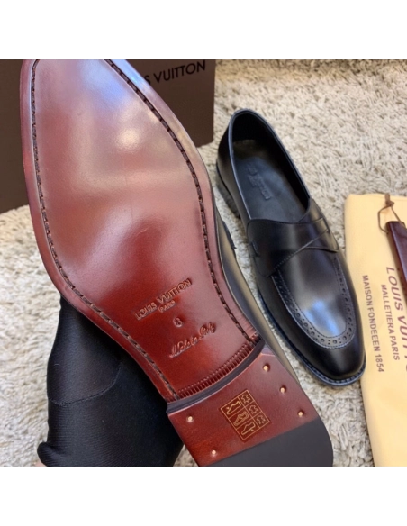 Louis Vuitton leather shoes 115,Louis Vuitton Leather Shoes,LOUIS VUITTON Sneakers,Business Shoes