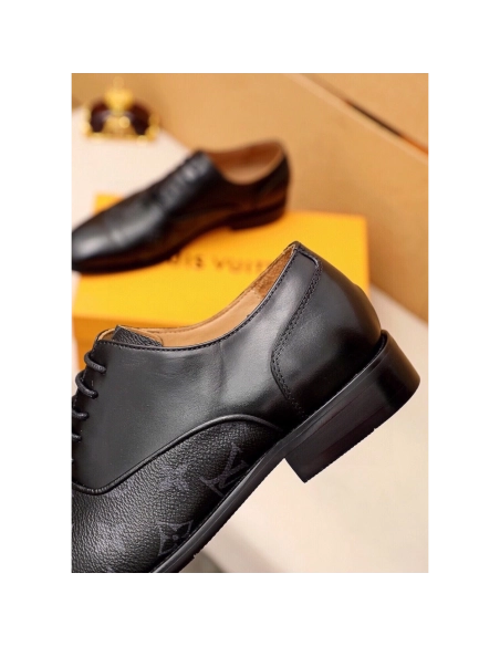 Louis Vuitton leather shoes 117,Louis Vuitton Leather Shoes,LOUIS VUITTON Sneakers,Business Shoes